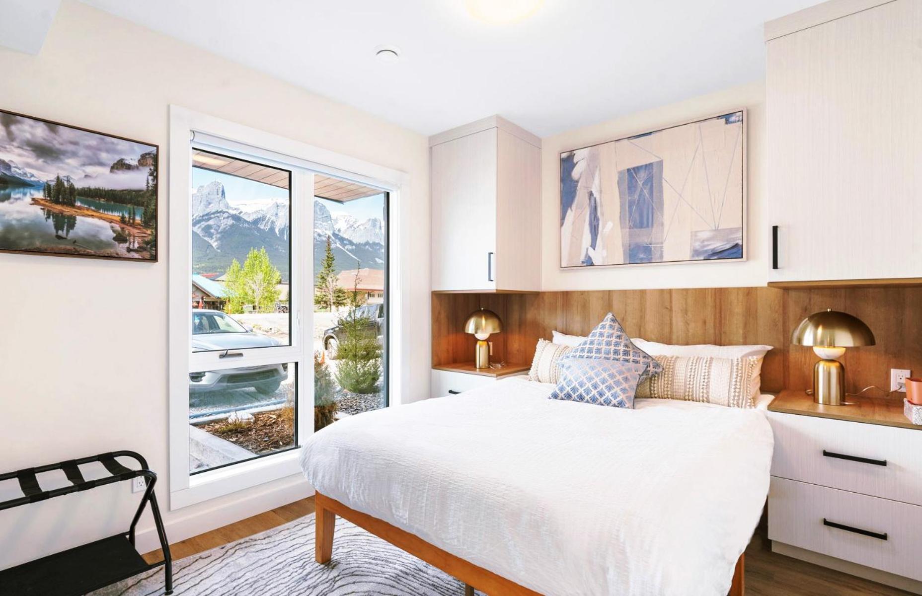 Raven'S Peak 105 - Ultra Luxe Mountain Retreat Villa Canmore Exteriör bild