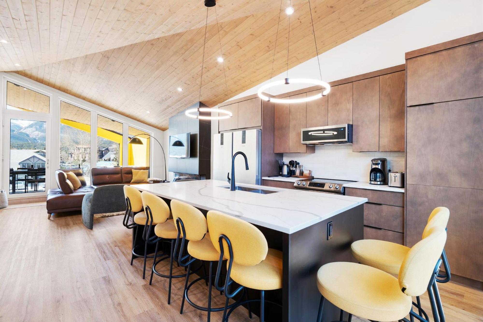 Raven'S Peak 105 - Ultra Luxe Mountain Retreat Villa Canmore Exteriör bild